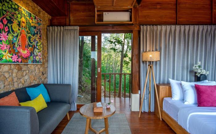 Ocean view Cabin - Bougainvillea of Golonuk Villa