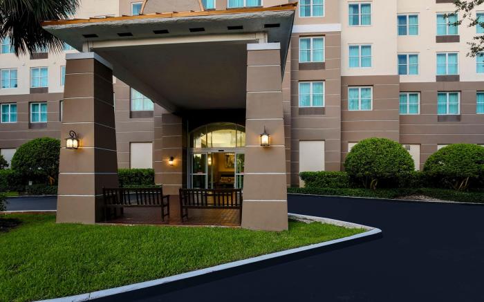 Staybridge Suites Miami Doral Area by IHG