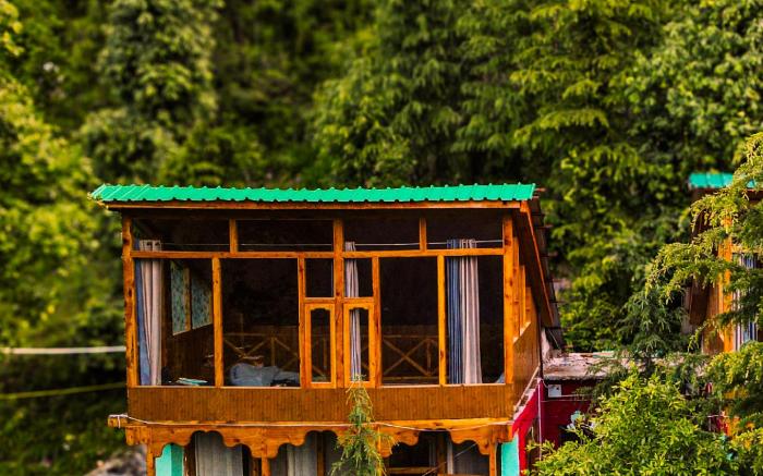 WOW Duplex Wooden Cottage