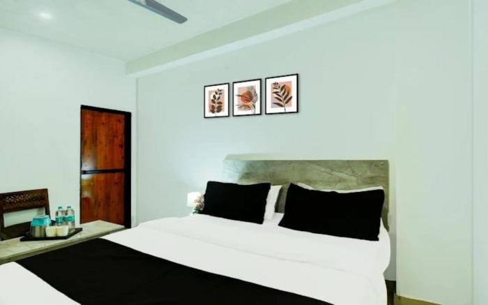 Hotel Aditya Inn 