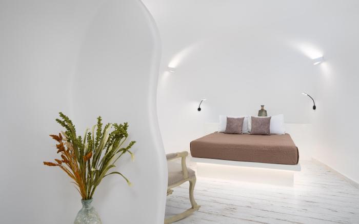 Avenoir Luxury Caves