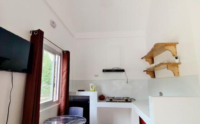 Anda Bohol Homestay Room (nearby beach)