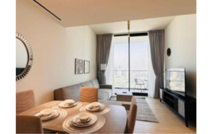 OYO HOME 1511 Premium 2-bed Apartment Creek Side 