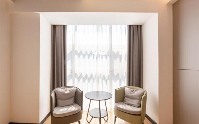 IU Hotel Shijiazhuang Beiguo Mall Letai