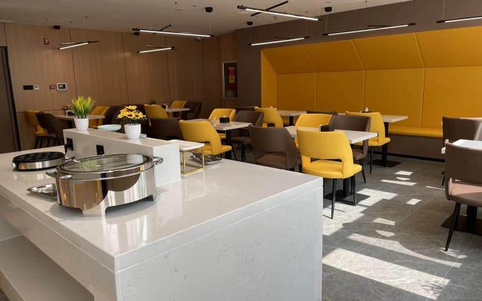 IU Hotel Zibo North Station Wanda Plaza