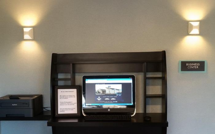 Boarders Inn & Suites by Cobblestone Hotels - Ashland City