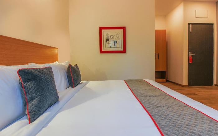 OYO Townhouse 112 Tilak Nagar Shivam Road