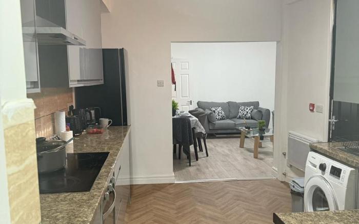 Rest Nest UK House