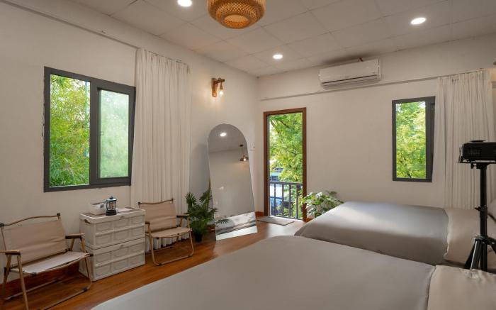 LM.3 | Spacious Room near Ben Thanh w/Balcony