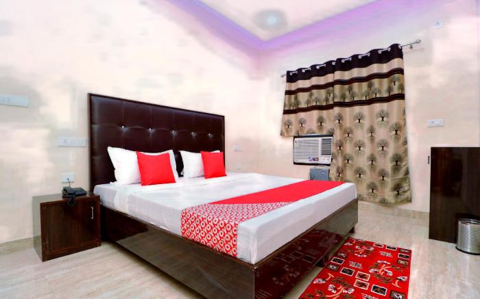 Capital O 33383 Albie Stay Inn
