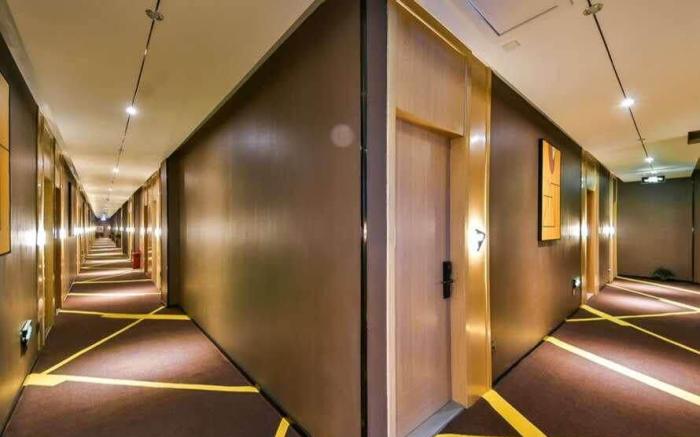 IU Hotel Shijiazhuang South Second Ring Road Huihua College