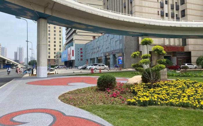 IU Hotel Hohhot Drum Tower Generals Office