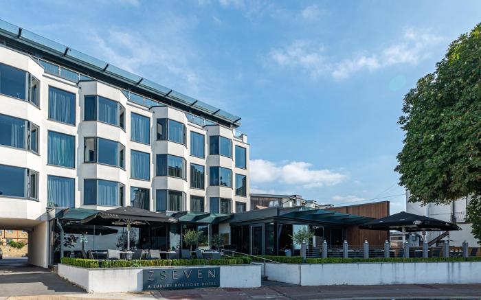 Seven Hotel