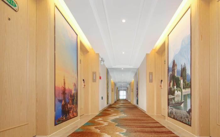 Vienna International Hotel Anhui Huainan Wanda Plaza High-speed Railway East Station
