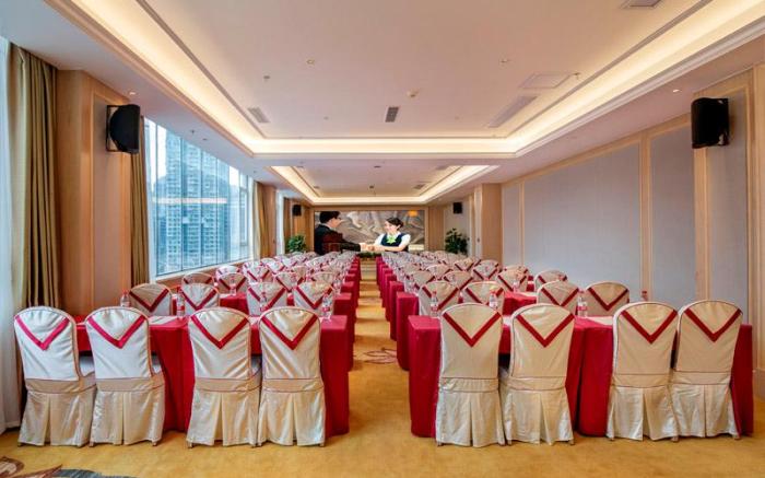 Vienna International Hotel Chongqing Jiefangbei Shibati