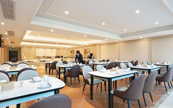 Vienna International Hotel Shaoyang Beita District Xiangjiao Liquor Industry