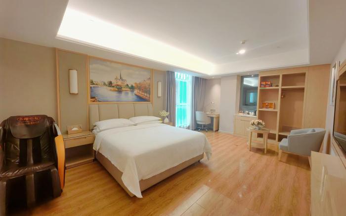 Vienna International Hotel Chongqing Nanping Pedestrian Street Wanda Plaza
