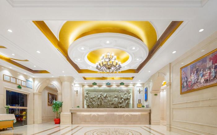 Vienna International Hotel Wuhan Tianhe Airport Songjiagang Metro Station
