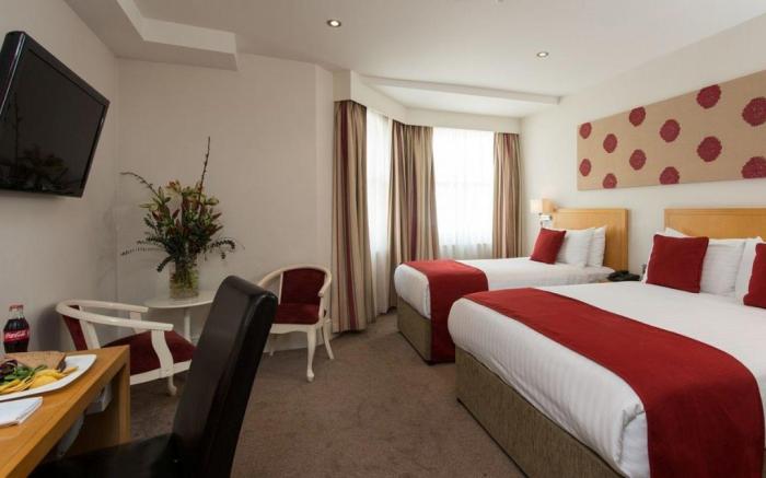 Park International Hotel