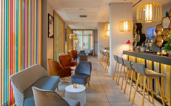 Capri by Fraser Berlin