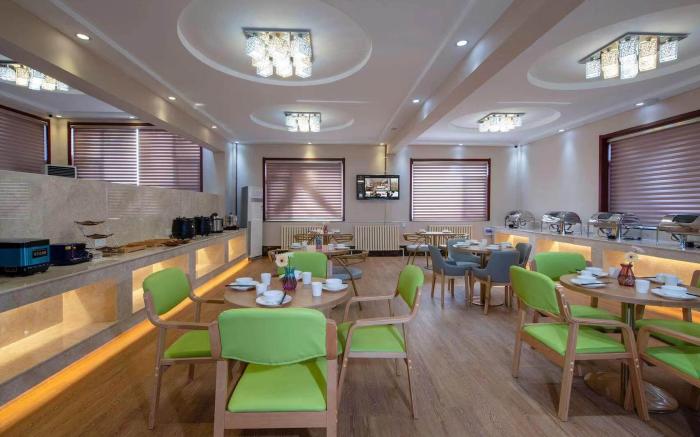 Vienna 3 Best Hotel Yantai Bajiaowan International Convention and Exhibition Center