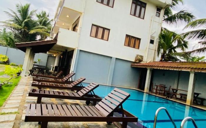 Arrow Beach Resort