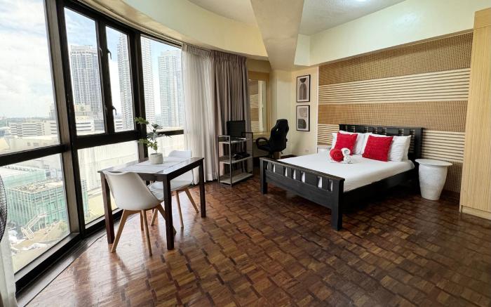 City View Suite Across Greenbelt Mall