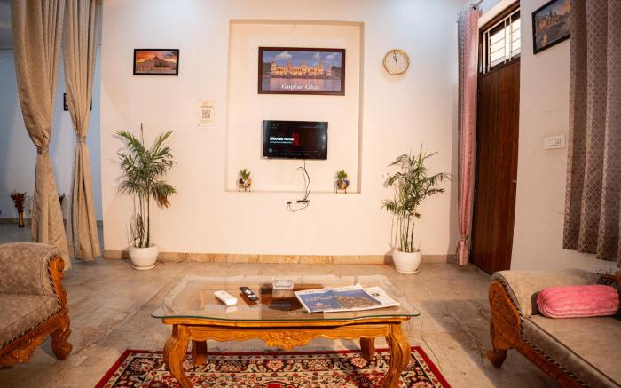 Your Peaceful Retreat | Near Janeshwar Park