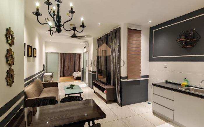 Houno By Bremo @ ITCC Manhattan Suites (Plum)