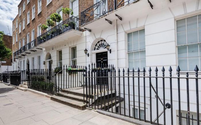 Baker Street Studio - 1
