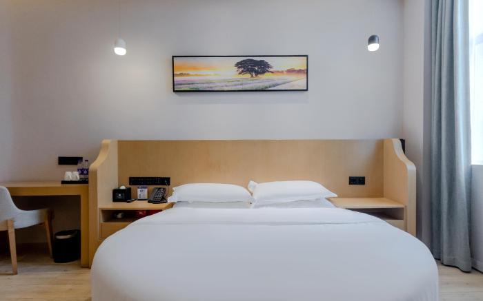 Xingcheng Hotel Gaosha Road Subway Station Branch