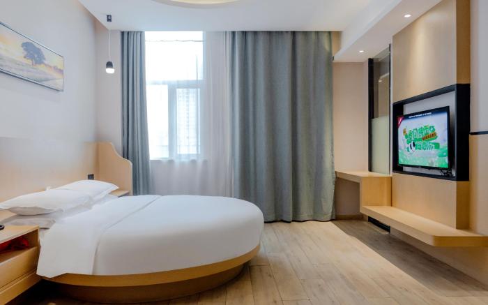 Xingcheng Hotel Gaosha Road Subway Station Branch