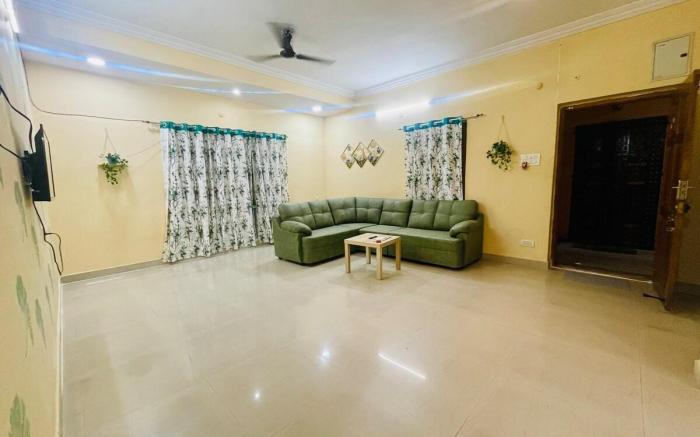 Lovely 2bhk at Begumpet with Ac/ free parking