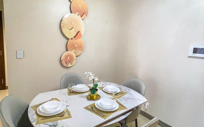 Luxury 3BR Unit | Balcony | Okada Vicinity