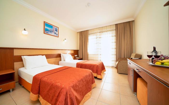 Mavruka Hotel
