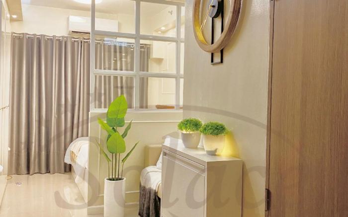 Staycation Near MOA