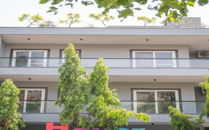 Housr Golf Course Road Near Phase 1 Metro Gurgaon
