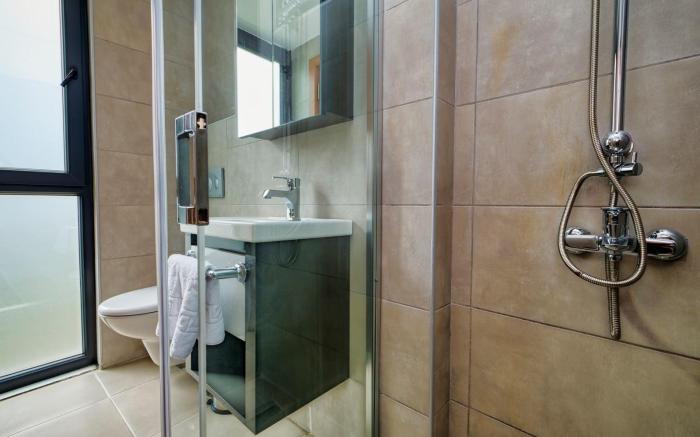 Laristone Suite Spa Hotel
