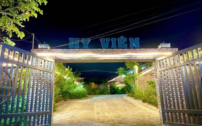 Hy Vien Boutique and Garden