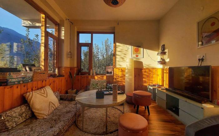 Tra -A boutique Cottage stay amidst Apple Orchards