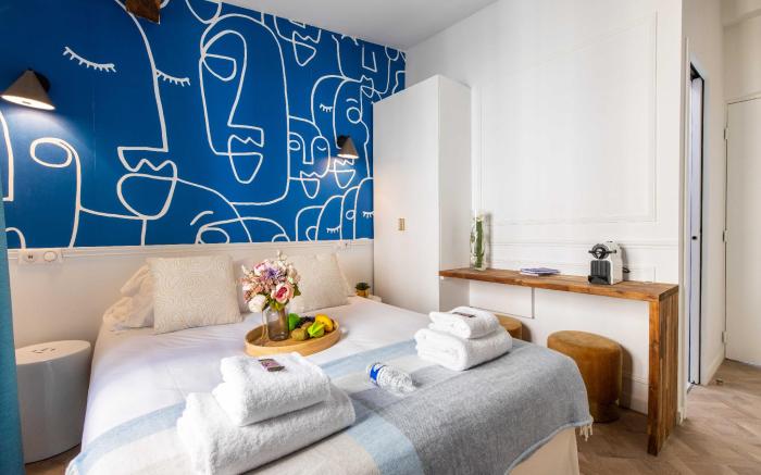 Charming private room in Pigalle