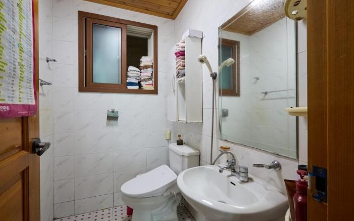 Bonghwa Power Plant Guesthouse