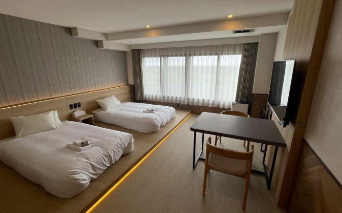 Luana Hasunuma hotel&cafe