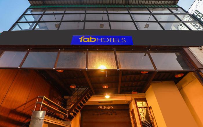 FabHotel Lloyd’s Inn, Perumbakkam Lake