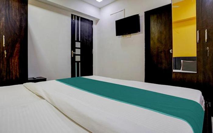 FabHotel Rio House, Malad West