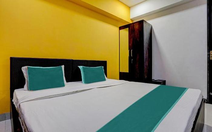 FabHotel Rio House, Malad West