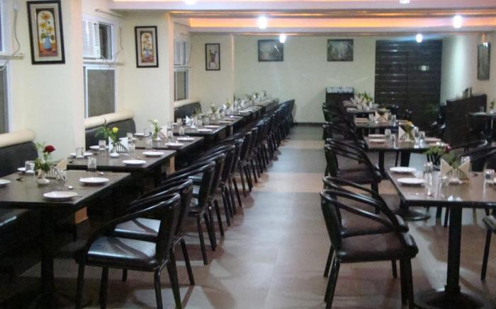 Hotel Grand Bee