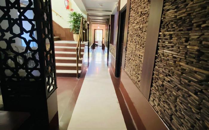 Hotel Aman Palace-Rajouri Garden