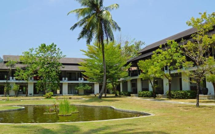 Palm Galleria Resort