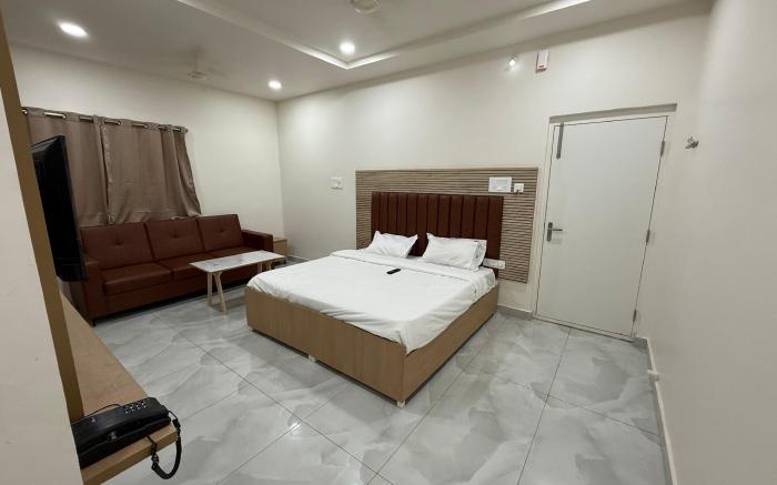 Hotel Vaarahi